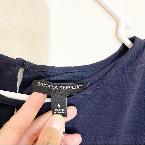 NWT Banana Republic Textured Flutter Sleeve Fit And Flare Dress Size 6 Blue - Picture 4 of 12